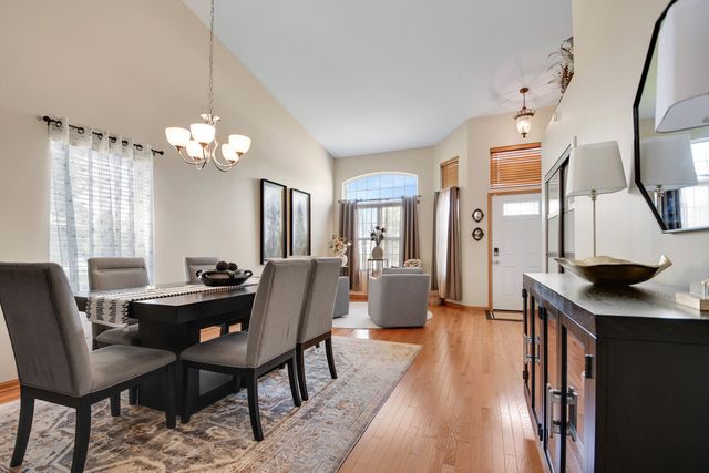 7404 Fordham Lane, Plainfield, IL 60586