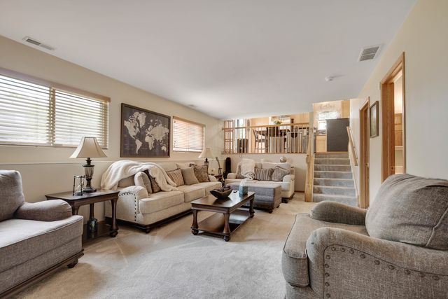 7404 Fordham Lane, Plainfield, IL 60586