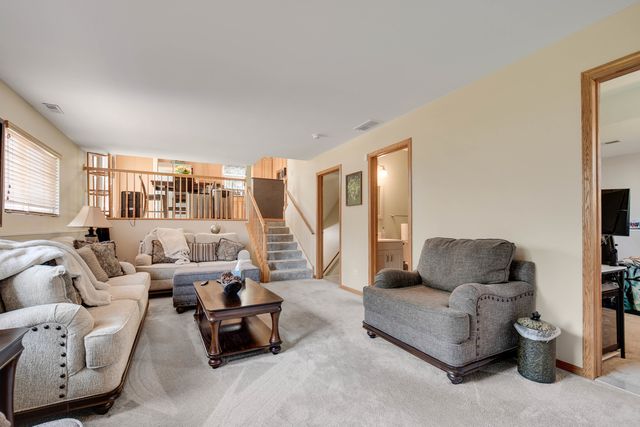 7404 Fordham Lane, Plainfield, IL 60586