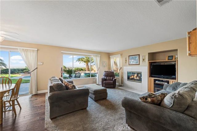 6727 Andover Avenue, Lancaster, CA 93536