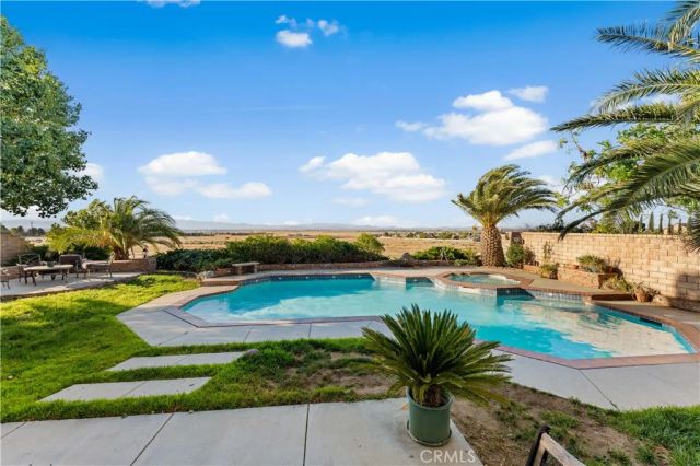 6727 Andover Avenue, Lancaster, CA 93536