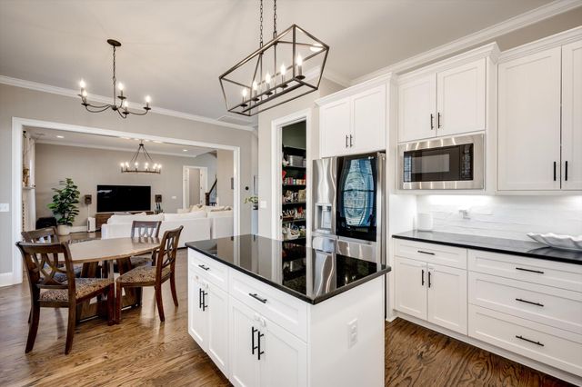 565 River Oaks Lane, Evans, GA 30809