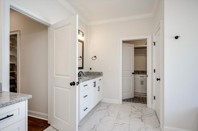 565 River Oaks Lane, Evans, GA 30809