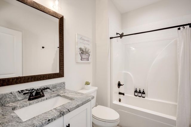 565 River Oaks Lane, Evans, GA 30809