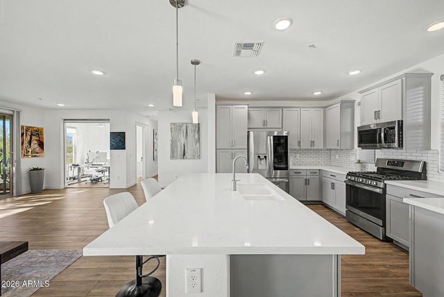 5100 E RANCHO PALOMA Drive 1044, Cave Creek, AZ 85331