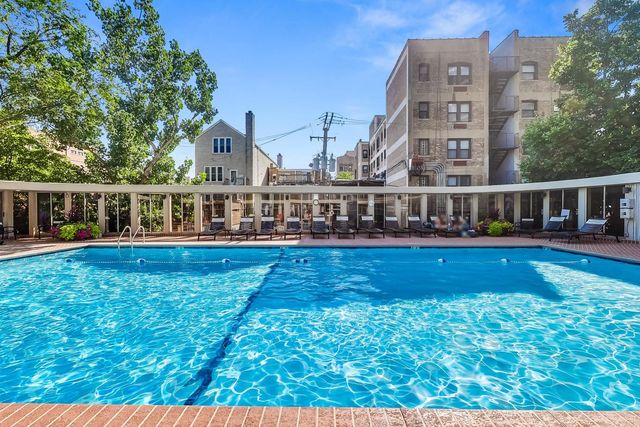 1960 N Lincoln Park West Avenue 408, Chicago, IL 60614