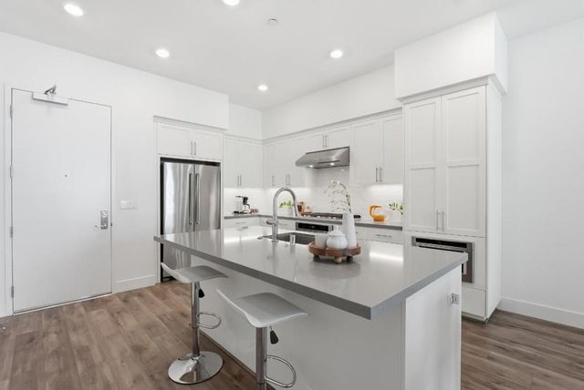 308 Torrey Pine Terrace 507, Sunnyvale, CA 94086