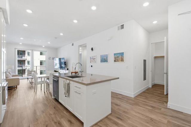 308 Torrey Pine Terrace 507, Sunnyvale, CA 94086