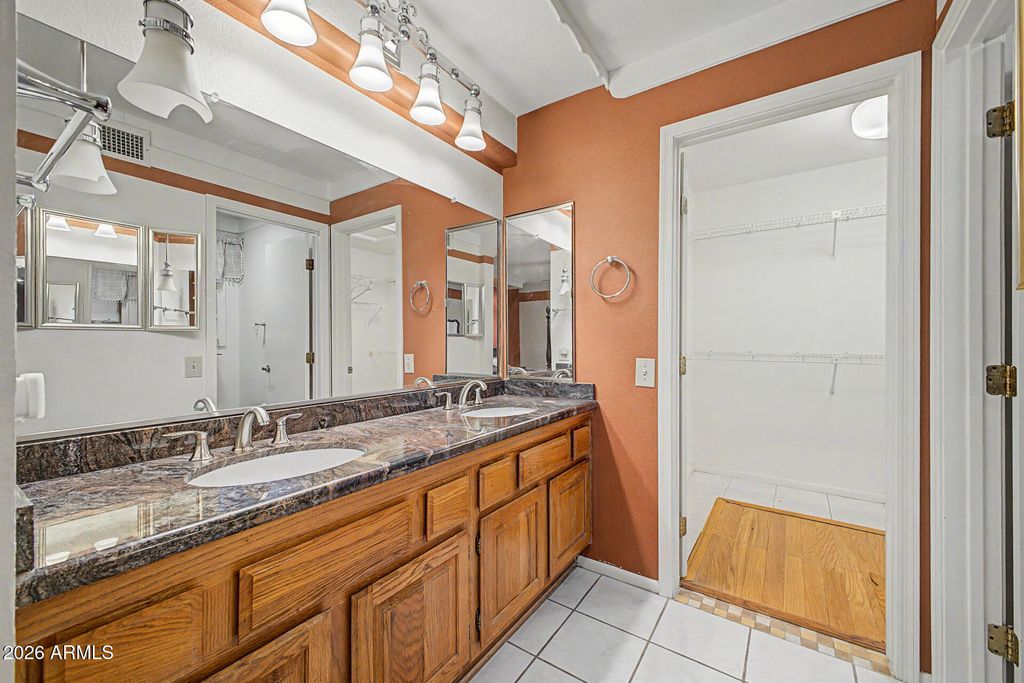 Image 19 of property listing at 20834 N GABLE HILL Drive, Sun City West, AZ 85375
