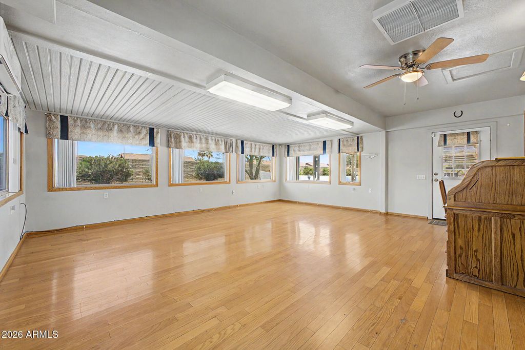 Image 26 of property listing at 20834 N GABLE HILL Drive, Sun City West, AZ 85375