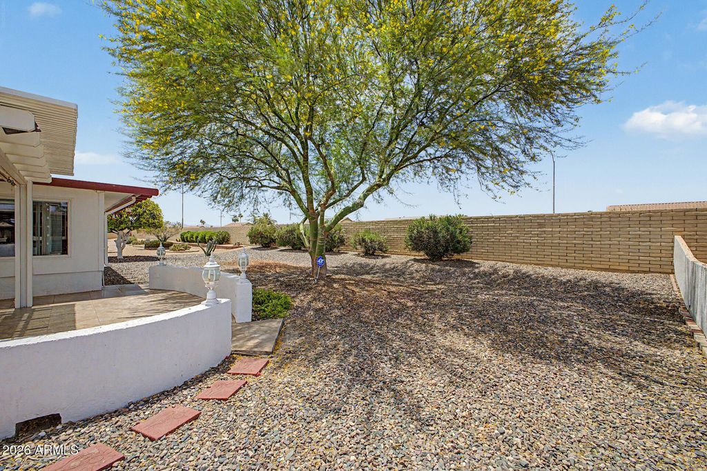 Image 29 of property listing at 20834 N GABLE HILL Drive, Sun City West, AZ 85375