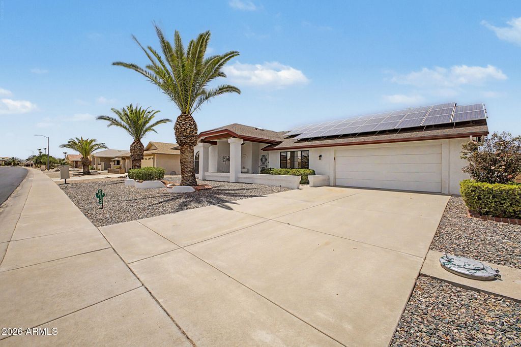 Image 33 of property listing at 20834 N GABLE HILL Drive, Sun City West, AZ 85375