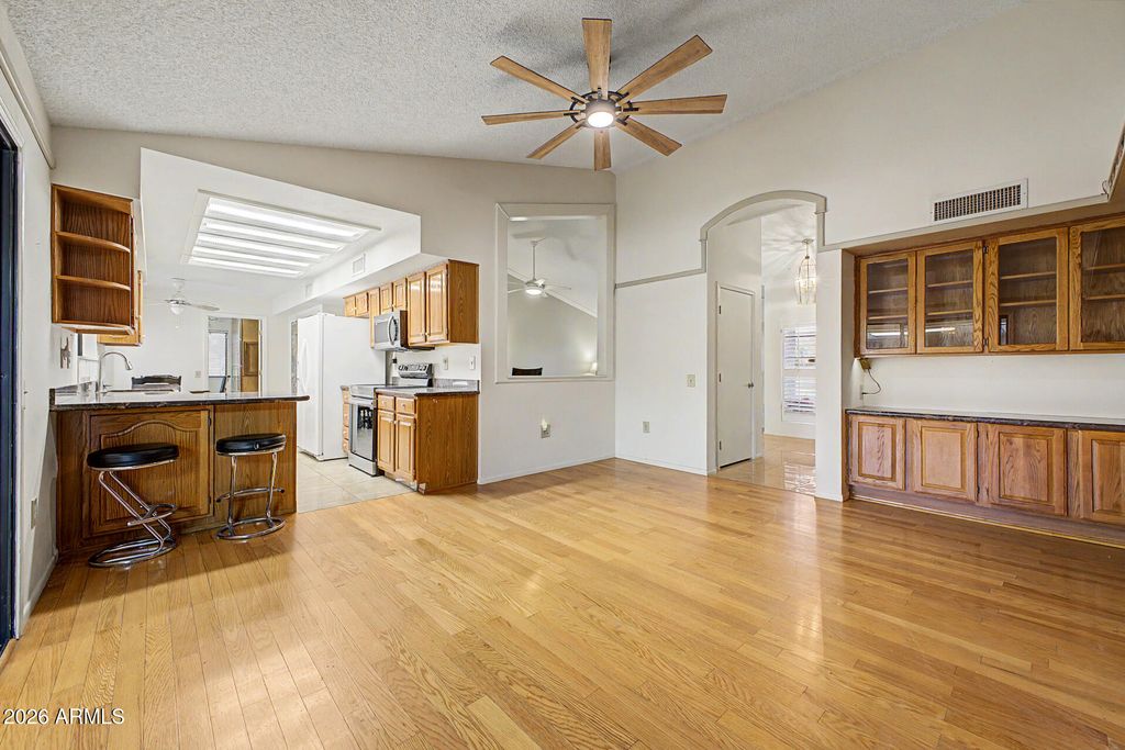 Image 9 of property listing at 20834 N GABLE HILL Drive, Sun City West, AZ 85375