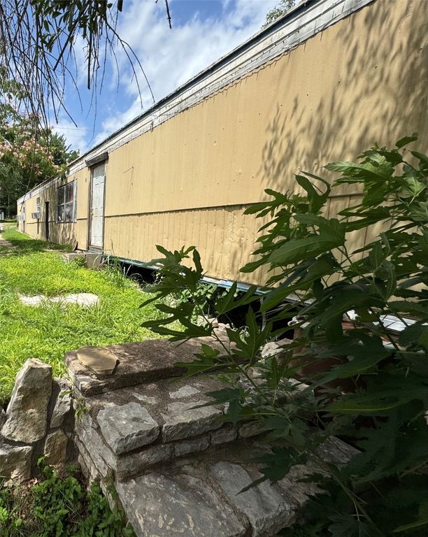 3609 Greenbrook Street, Granbury, TX 76048