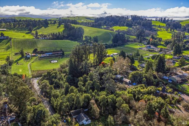 5070 Blank Rd, Sebastopol, CA 95472