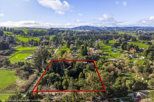 5070 Blank Rd, Sebastopol, CA 95472