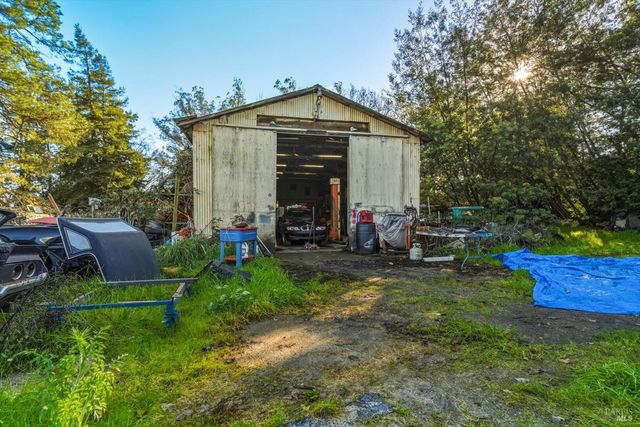 5070 Blank Rd, Sebastopol, CA 95472