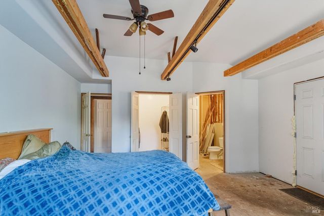 5070 Blank Rd, Sebastopol, CA 95472