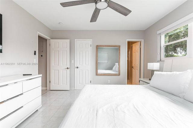 21320 NE 25th Court, Miami, FL 33180