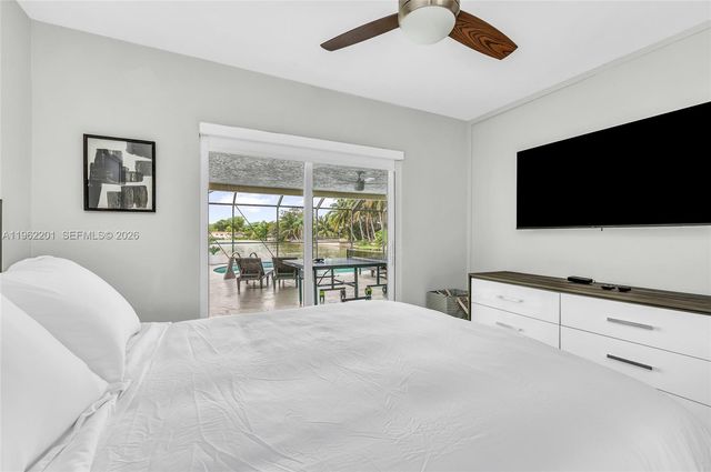 21320 NE 25th Court, Miami, FL 33180