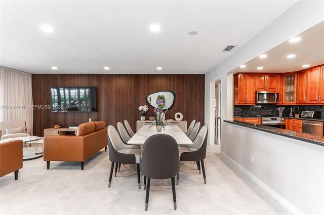 21320 NE 25th Court, Miami, FL 33180