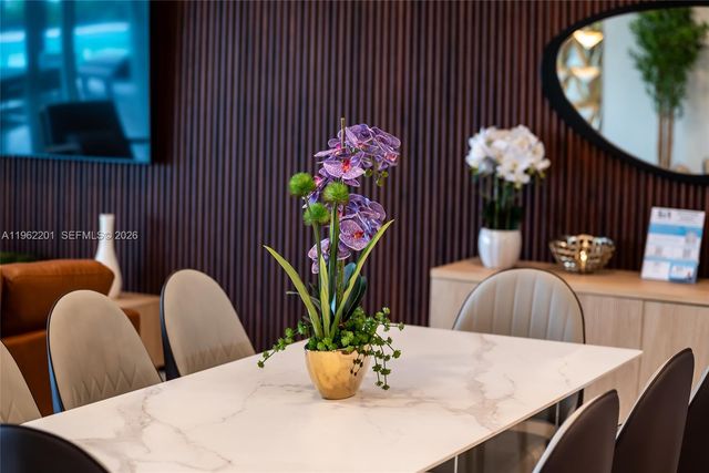 21320 NE 25th Court, Miami, FL 33180