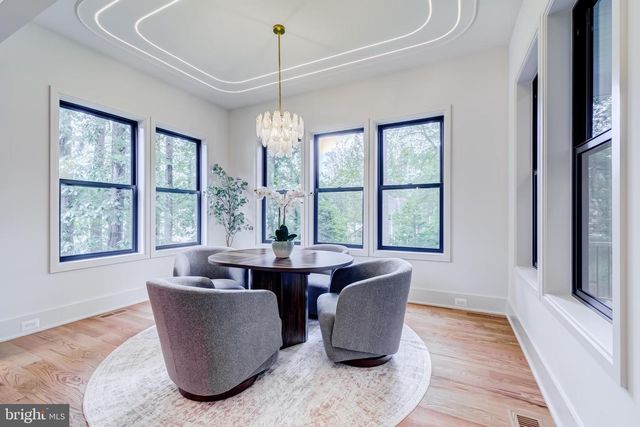 903 LAUREN LN SE, Vienna, VA 22180