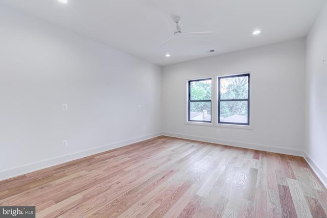 903 LAUREN LN SE, Vienna, VA 22180