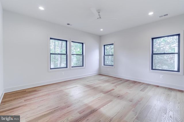 903 LAUREN LN SE, Vienna, VA 22180