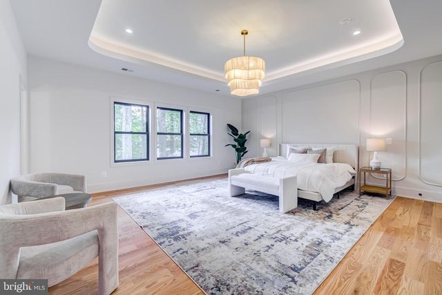 903 LAUREN LN SE, Vienna, VA 22180