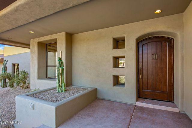 9917 E FILAREE Lane, Scottsdale, AZ 85262
