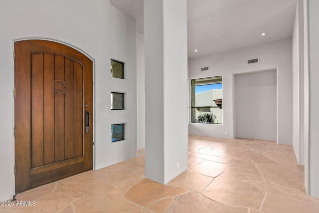 9917 E FILAREE Lane, Scottsdale, AZ 85262