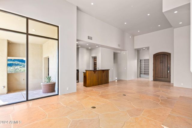 9917 E FILAREE Lane, Scottsdale, AZ 85262
