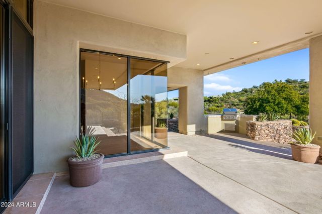 9917 E FILAREE Lane, Scottsdale, AZ 85262