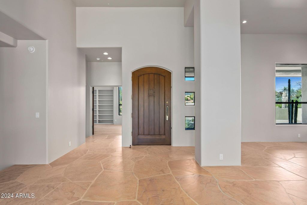 9917 E FILAREE Lane, Scottsdale, AZ 85262 — photo 4