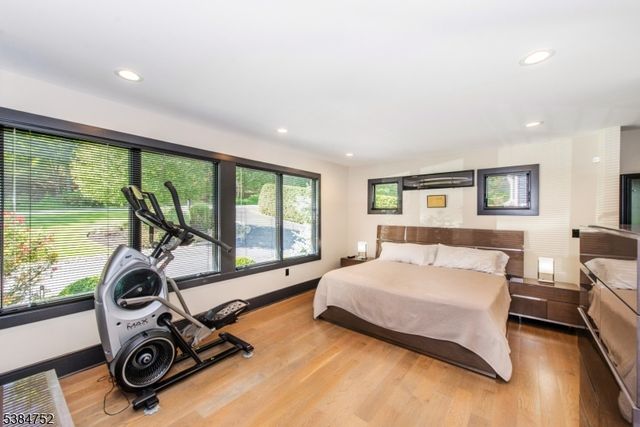 82 Fells Rd, Essex Fells Twp., NJ 07021