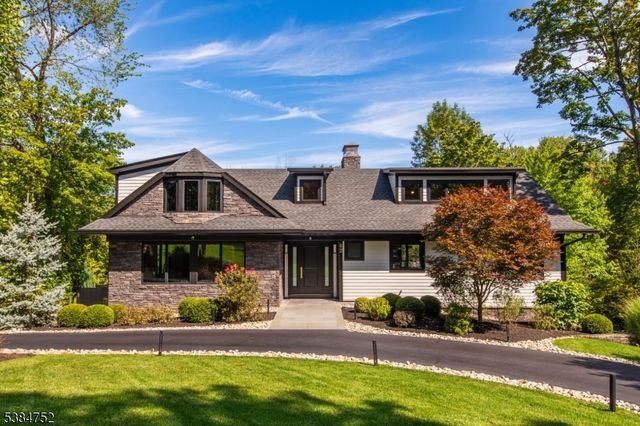 82 Fells Rd, Essex Fells Twp., NJ 07021