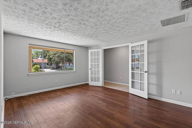 9925 TIMBERLAKE Drive, Jacksonville, FL 32257