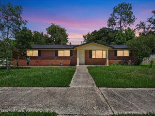 9925 TIMBERLAKE Drive, Jacksonville, FL 32257