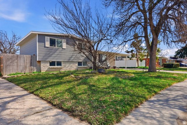 5101 LEISURE LN, Taylorsville, UT 84129