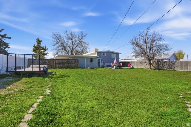 5101 LEISURE LN, Taylorsville, UT 84129