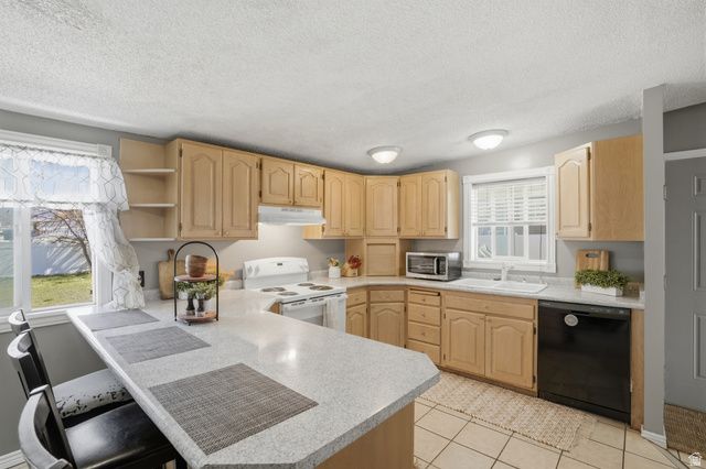 5101 LEISURE LN, Taylorsville, UT 84129