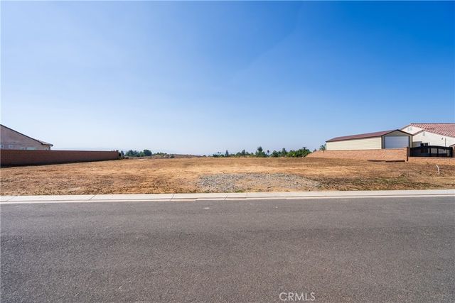 7925 Featherstone Court, Riverside, CA 92506