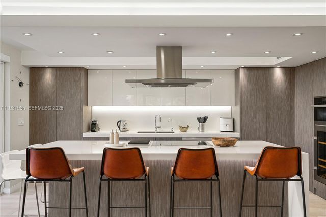 177 Ocean Lane Dr 308, Key Biscayne, FL 33149