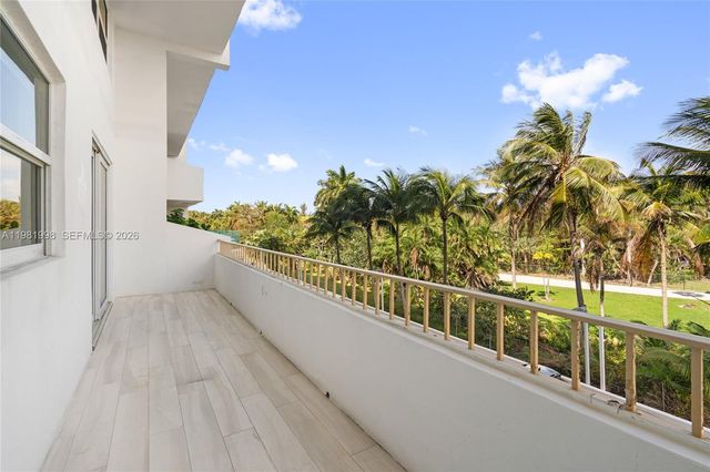 177 Ocean Lane Dr 308, Key Biscayne, FL 33149