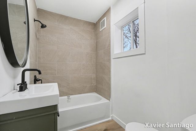 1431 N Church Street, Kalamazoo City, MI 49007