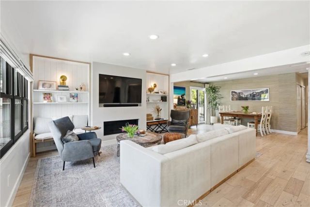 1240 15th Street, Hermosa Beach, CA 90254