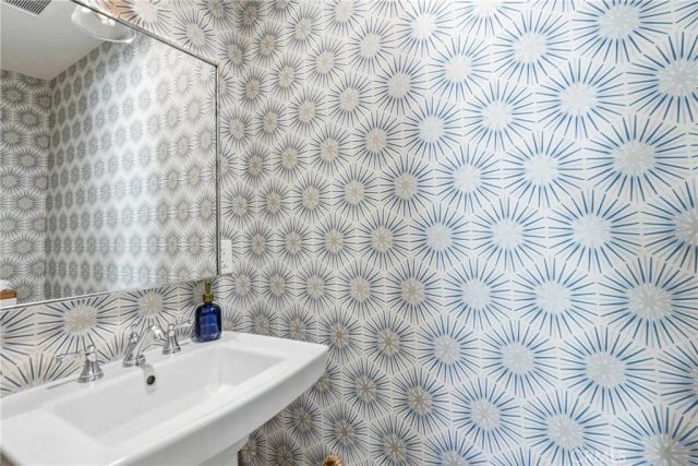 1240 15th Street, Hermosa Beach, CA 90254