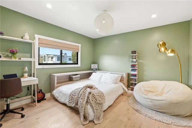 1240 15th Street, Hermosa Beach, CA 90254