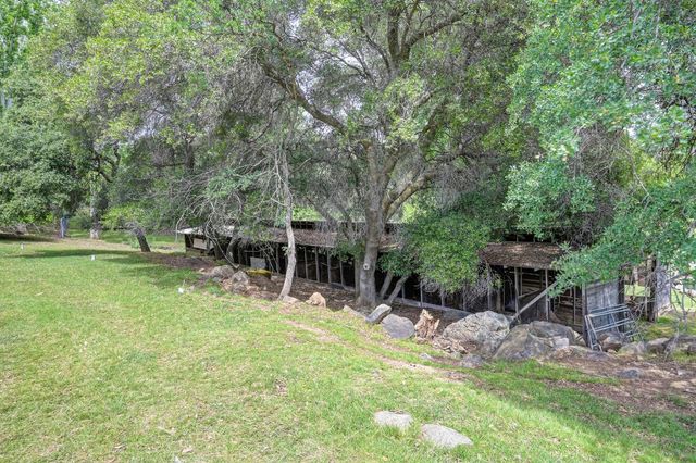 8495 Chili Hill Rd, Newcastle, CA 95658